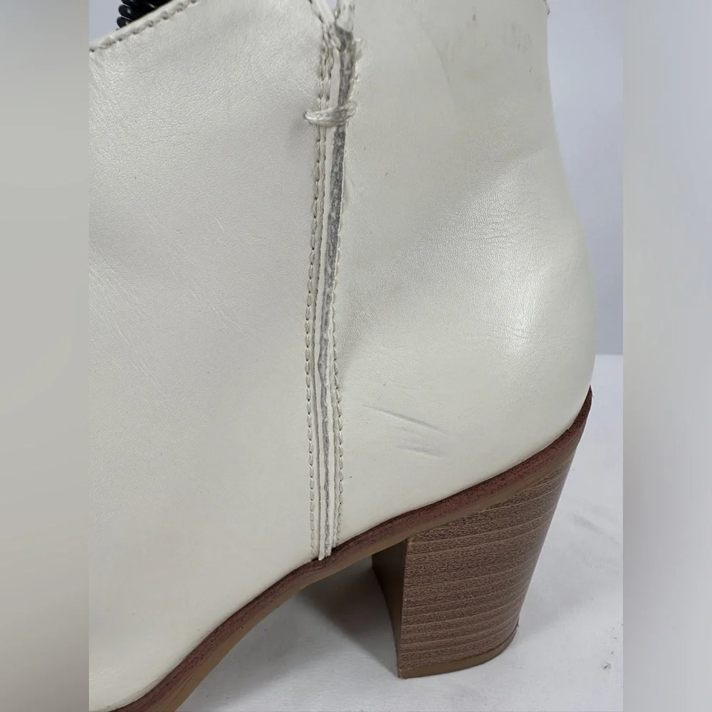 MIA | Women’s 5 Barby Cream Faux Leather Ankle Boots